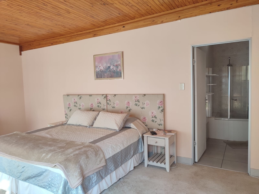 7 Bedroom Property for Sale in Lichtenburg North West